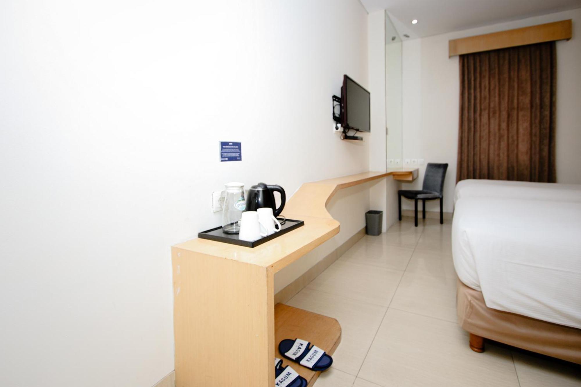 Zodiak Asia Afrika By Kagum Hotels Бандунг Экстерьер фото