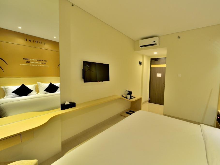 Zodiak Asia Afrika By Kagum Hotels Бандунг Экстерьер фото