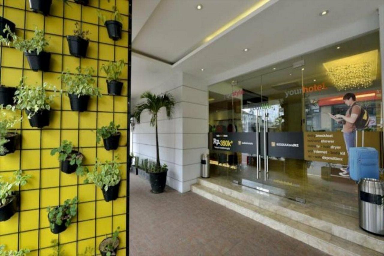Zodiak Asia Afrika By Kagum Hotels Бандунг Экстерьер фото
